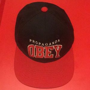 Obey SnapBack Hat ⚫️🔴⚫️🔴